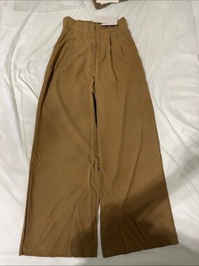 High-Waist Wide Leg Trousers - Camel Brown